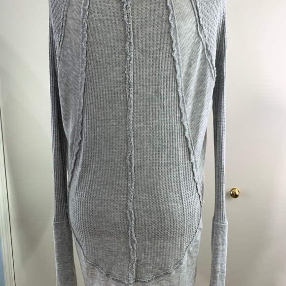 Free People S We the Free Grey thermal  tunic - Picture 8 of 8